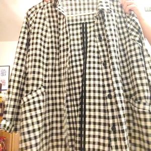 Never worn, B/W checkered linen light long jacket